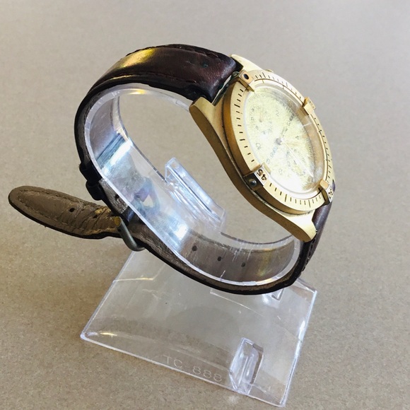 1991 GUESS GOLD WATCH - Picture 4 of 5